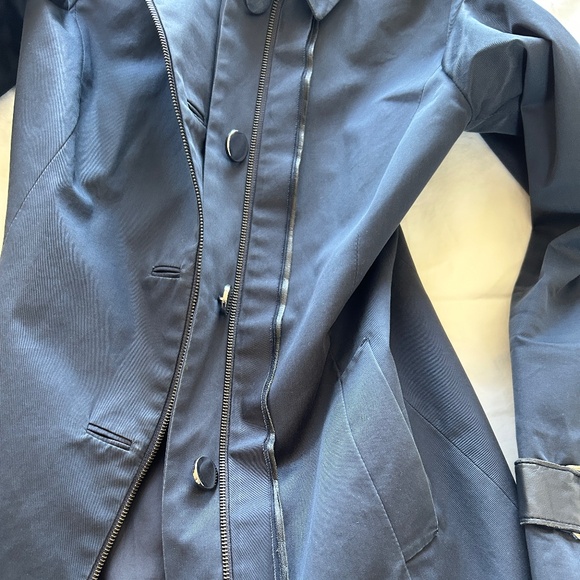 Elie Tahari - Picture 3 of 6